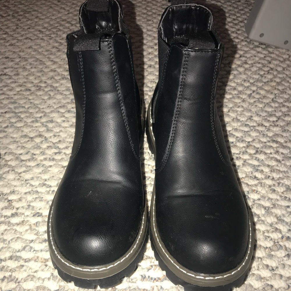 Black boots